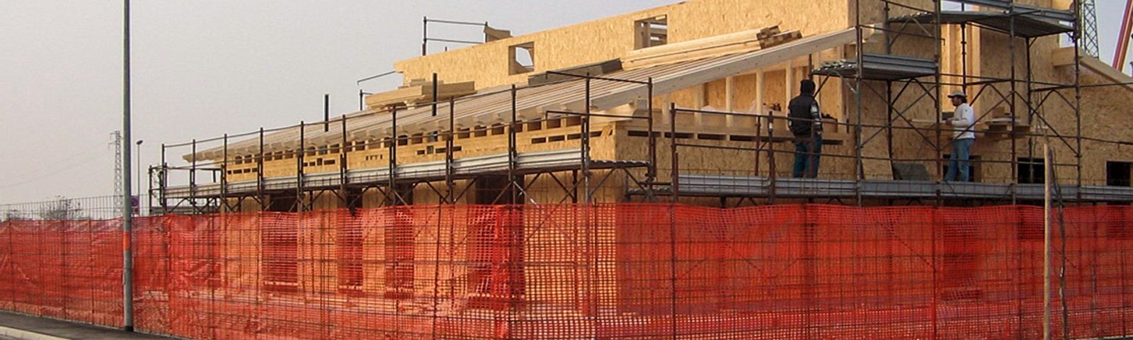 Case in legno con sistema a telaio Case in legno con sistema a telaio